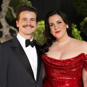 Jason Ritter and Melanie Lynskey attend the 2025 Vanity Fair Oscar Party